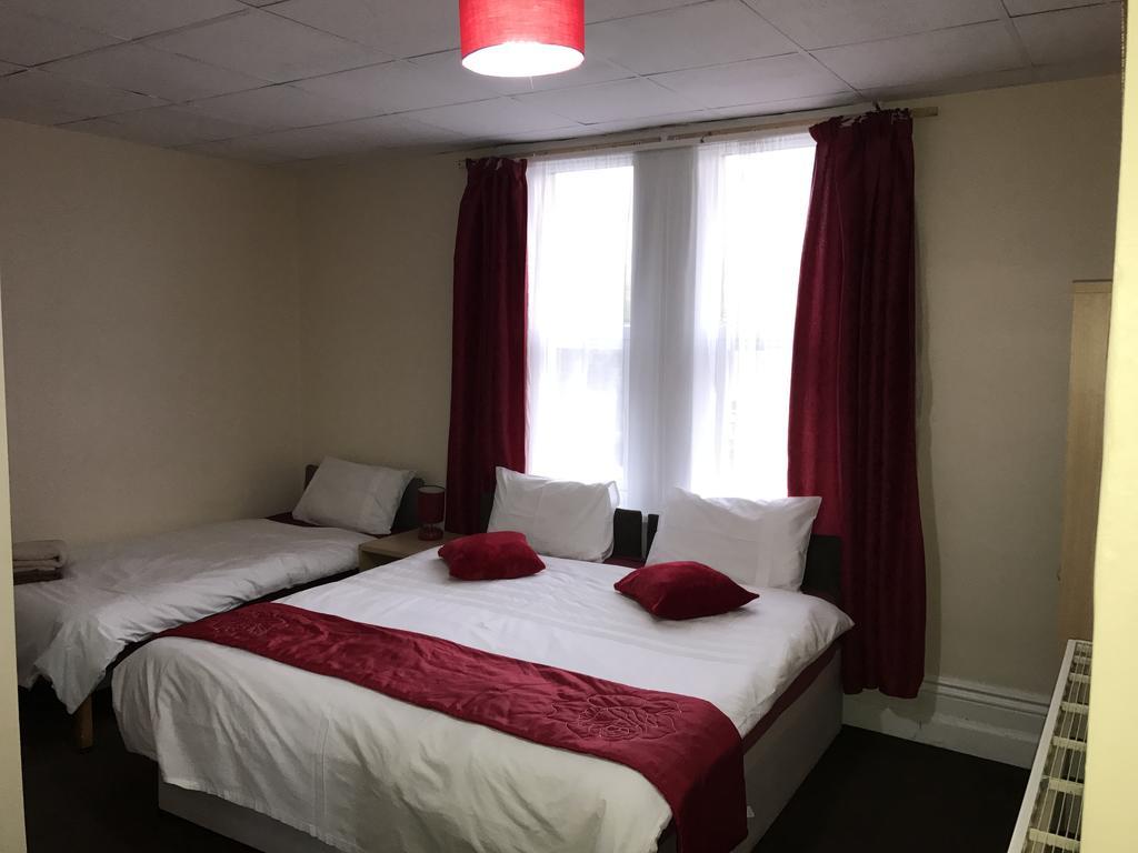 Acorn Lodge Guest House - Free Parking Gosport Zewnętrze zdjęcie