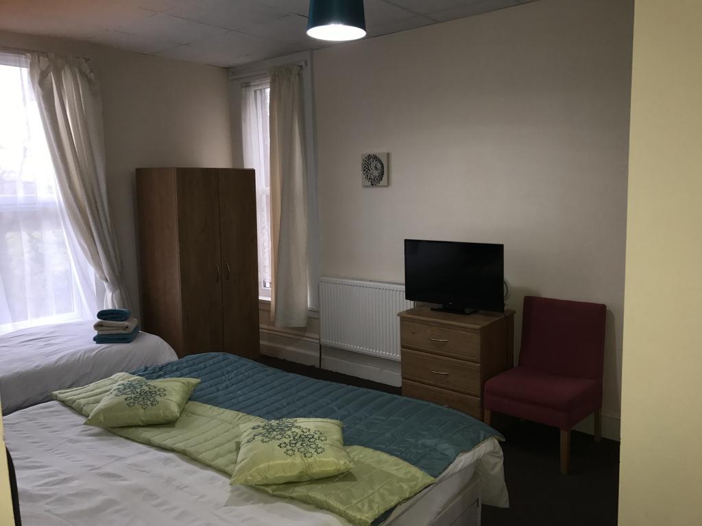 Acorn Lodge Guest House - Free Parking Gosport Zewnętrze zdjęcie