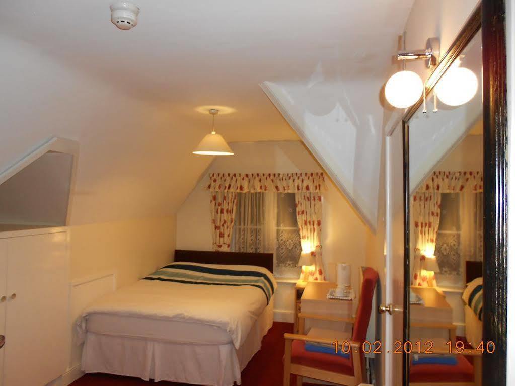 Acorn Lodge Guest House - Free Parking Gosport Zewnętrze zdjęcie
